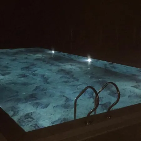 Ξενοδοχείο με διαμερίσματα Bungasera Tatil Koeyue
